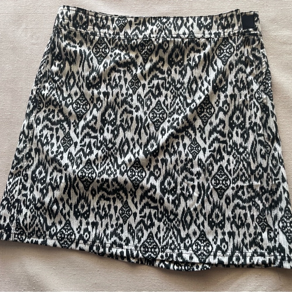 Ripskirt Hawaii Monochrome Asymmetrical‎ Skirt